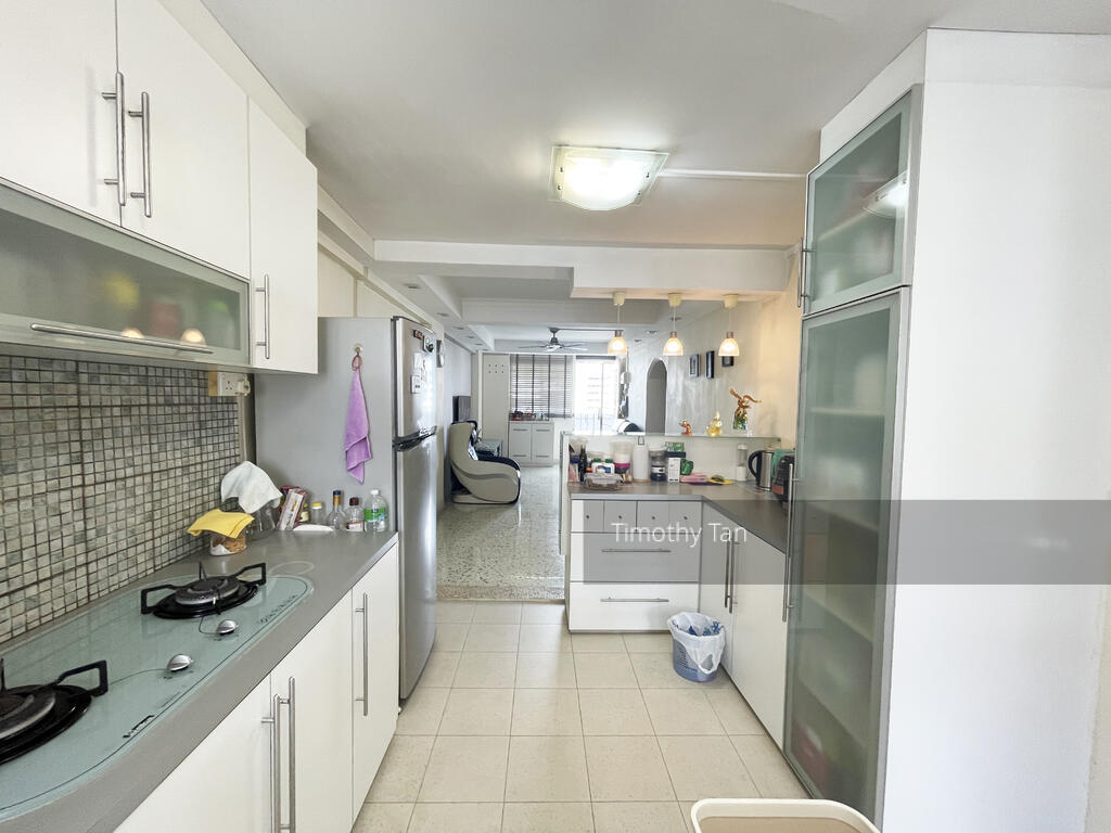 Blk 28 New Upper Changi Road (Bedok), HDB 3 Rooms #300313721